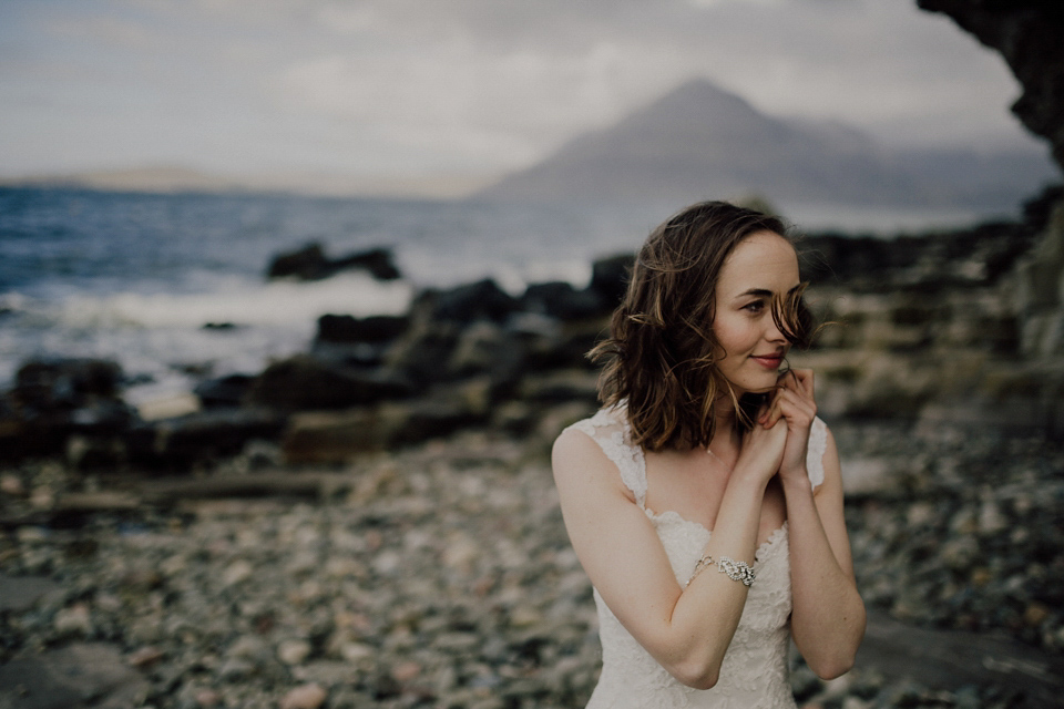 The most Simple and Stunning Elopement to the Isle of Skye. Photography by Capyture.