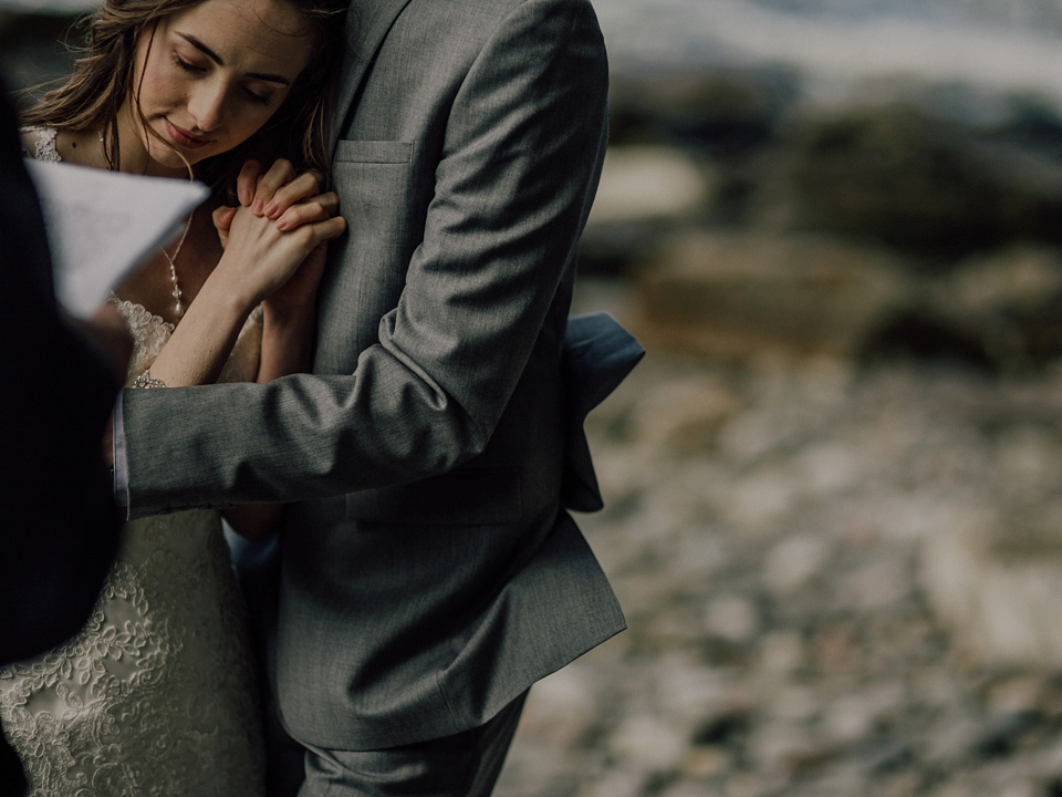 The most Simple and Stunning Elopement to the Isle of Skye. Photography by Capyture.