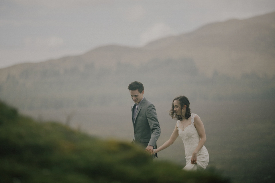 The most Simple and Stunning Elopement to the Isle of Skye. Photography by Capyture.