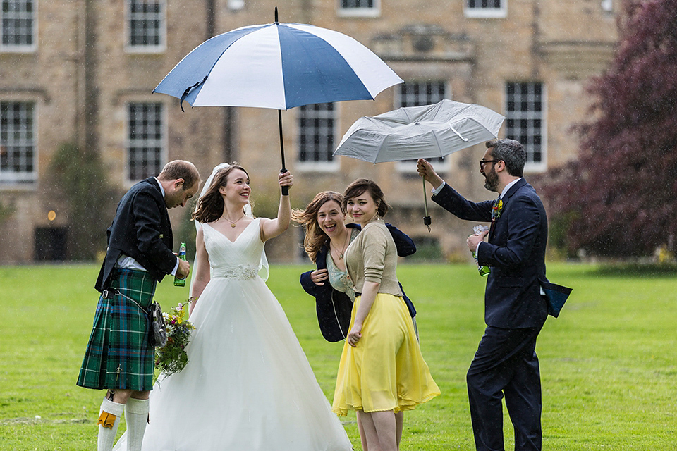 wpid386721 colourful fun family edinburgh wedding 27