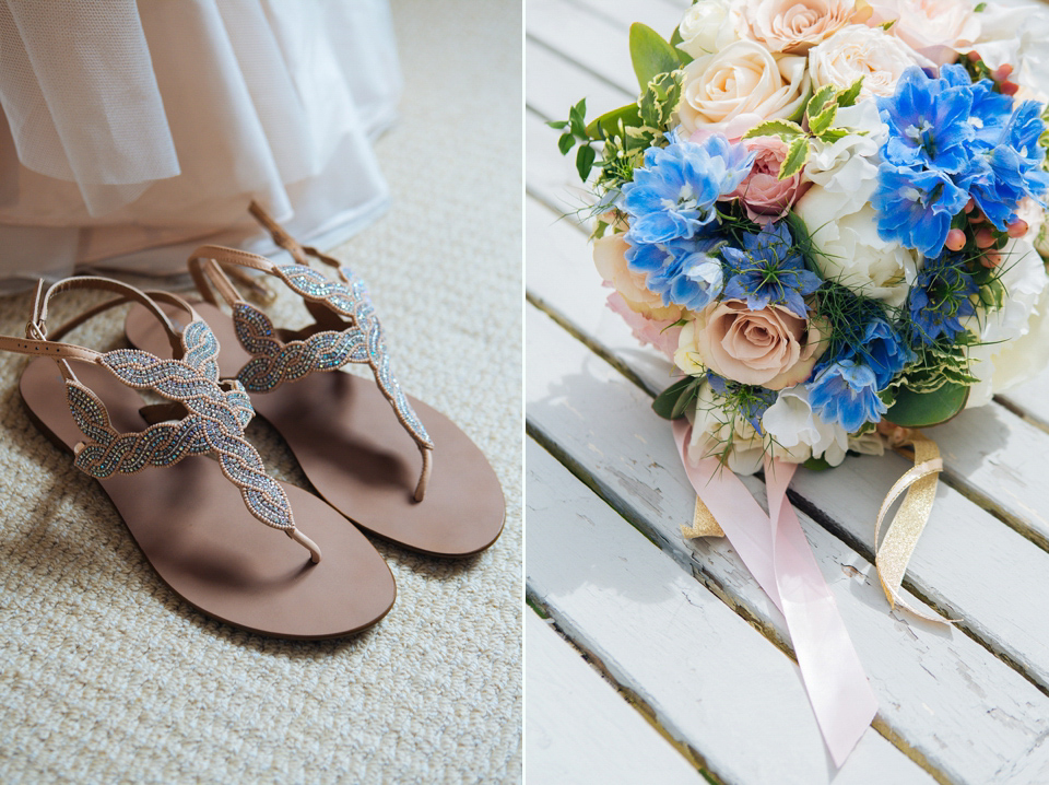 Lyn Ashworth by Sarah Barrett for a Pastel Colour Summer Garden Wedding. Photography by Katy & Co. Lyn Ashworth by Sarah Barrett for a Pastel Colour Summer Garden Wedding. Photography by Katy & Co.