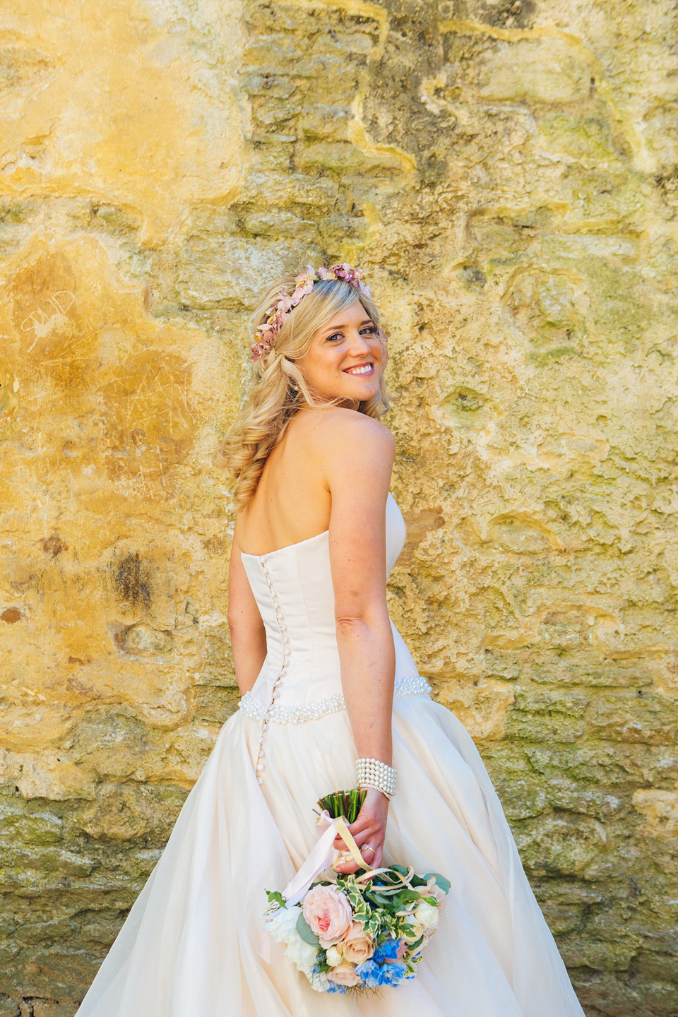 Lyn Ashworth by Sarah Barrett for a Pastel Colour Summer Garden Wedding. Photography by Katy & Co. Lyn Ashworth by Sarah Barrett for a Pastel Colour Summer Garden Wedding. Photography by Katy & Co.