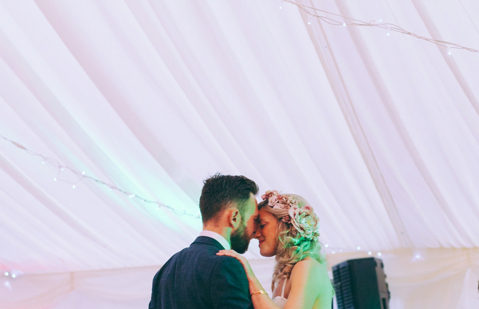 Lyn Ashworth by Sarah Barrett for a Pastel Colour Summer Garden Wedding. Photography by Katy & Co. Lyn Ashworth by Sarah Barrett for a Pastel Colour Summer Garden Wedding. Photography by Katy & Co.