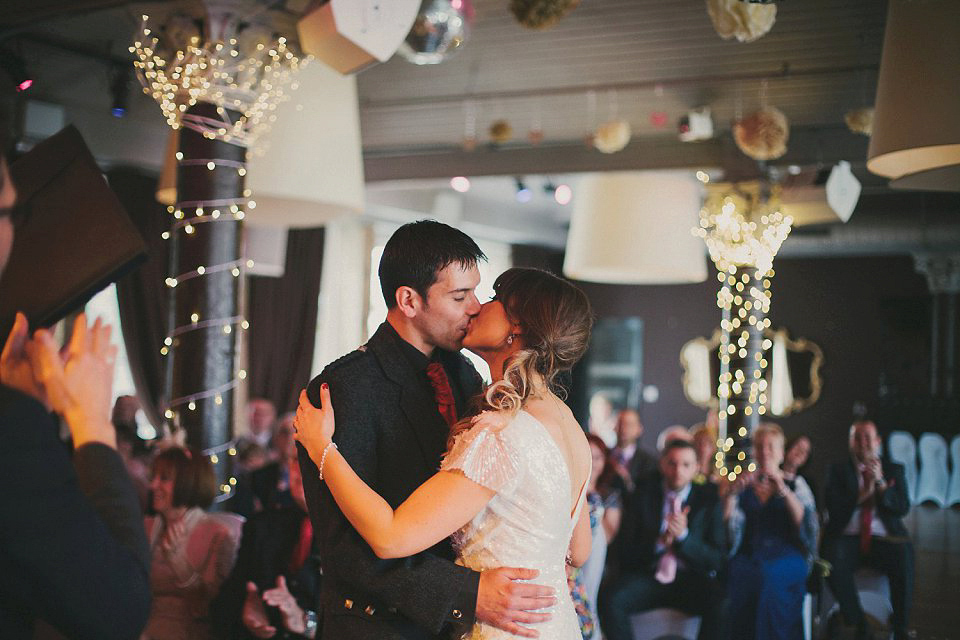 A Humanist Ceremony for an Old-School Glamour Inspired Wedding in Glasgow. Photography by Maureen Du Preez.