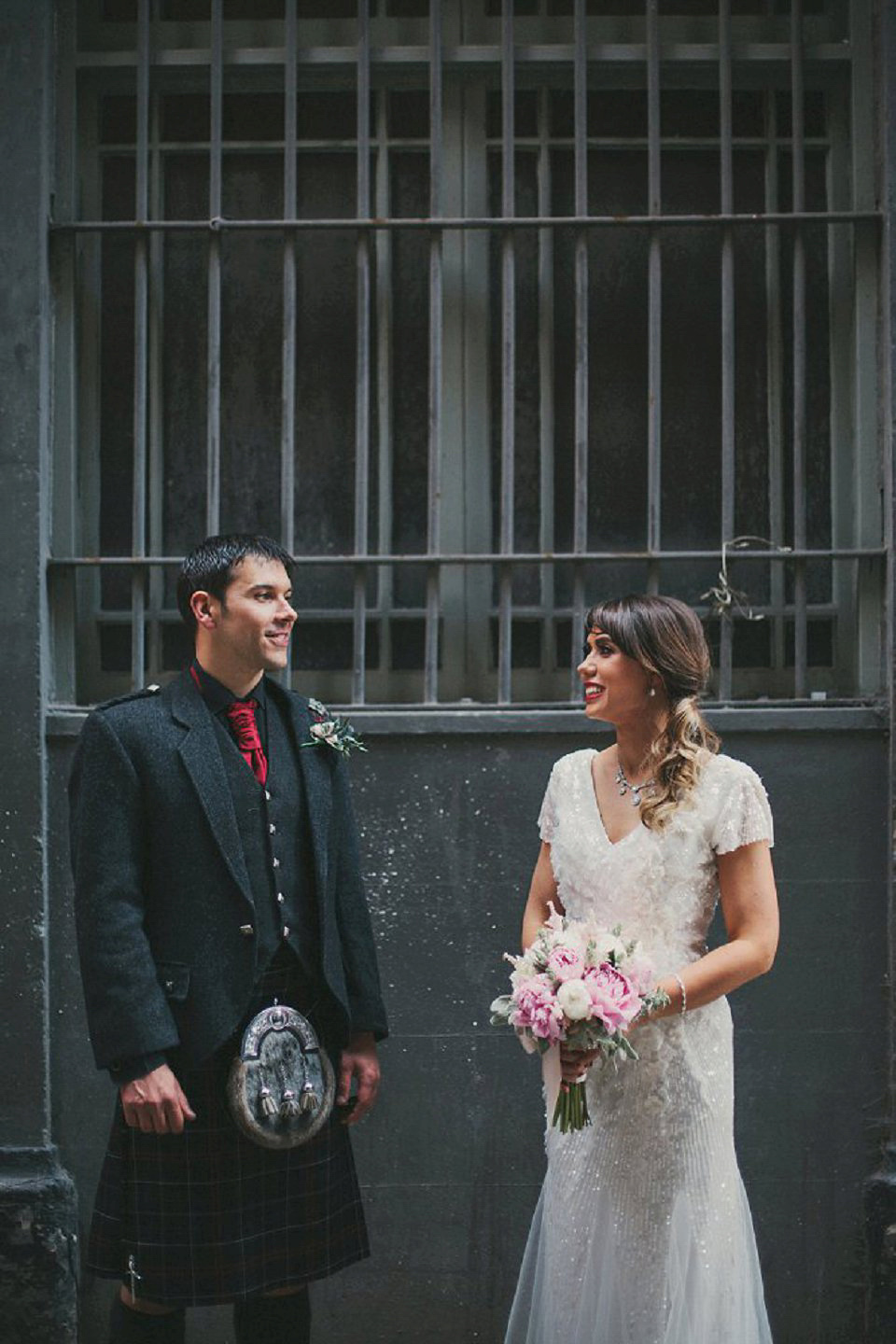 A Humanist Ceremony for an Old-School Glamour Inspired Wedding in Glasgow. Photography by Maureen Du Preez.