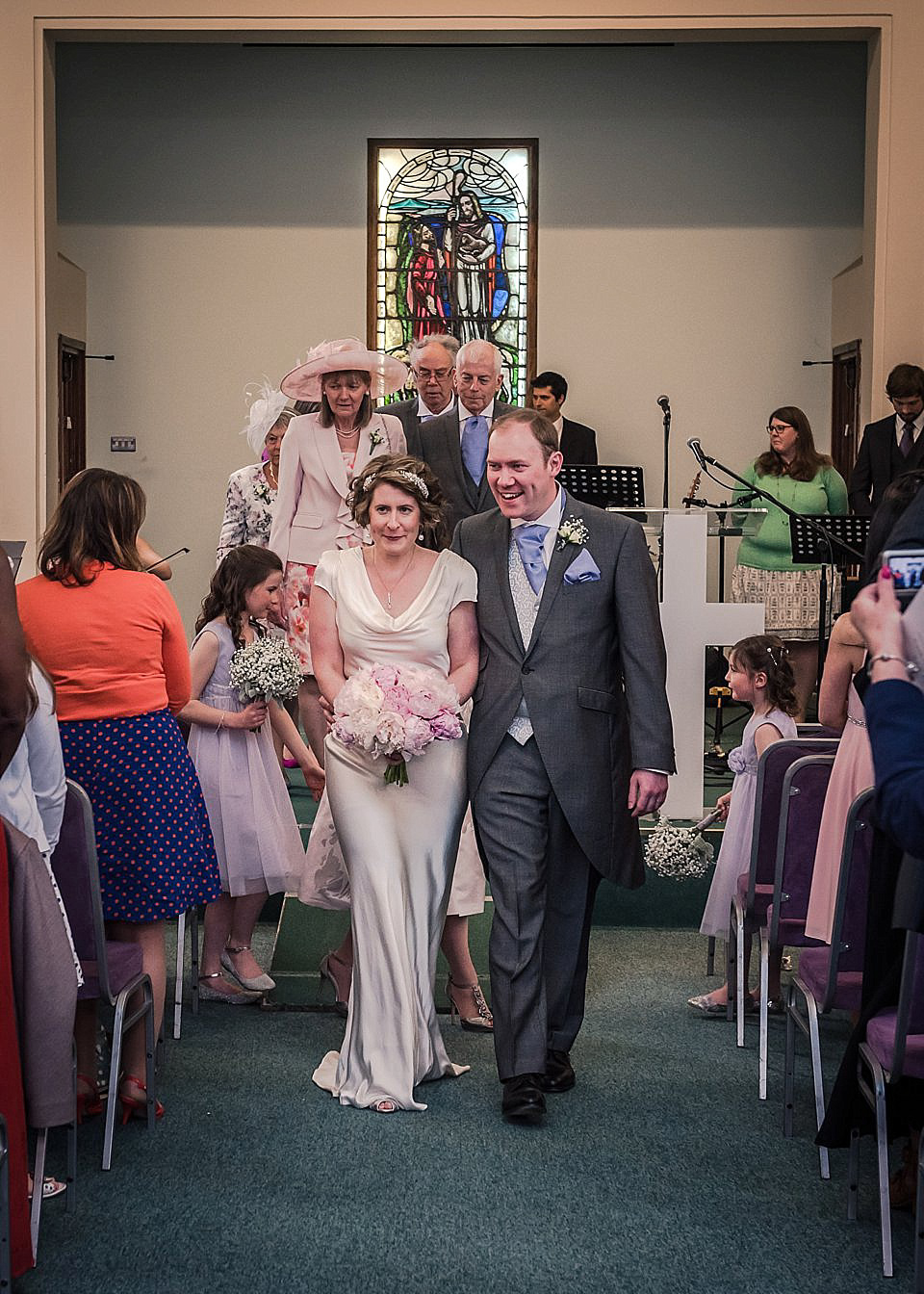 An Elegant Ghost Gown for a Relaxed City Wedding. Photography by Julie Anne Images.