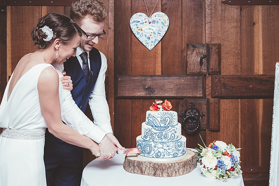 An Elegant Jesús Peiró Gown for an Indian Inspired Barn Wedding. Photography by Philippa James. An Elegant Jesús Peiró Gown for an Indian Inspired Barn Wedding. Photography by Philippa James.