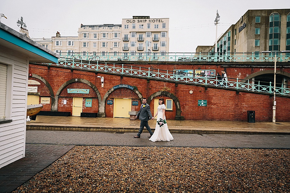 A Rainy Day Brighton Bandstand Wedding. Photography by Heather Shuker of Eclection Photography.