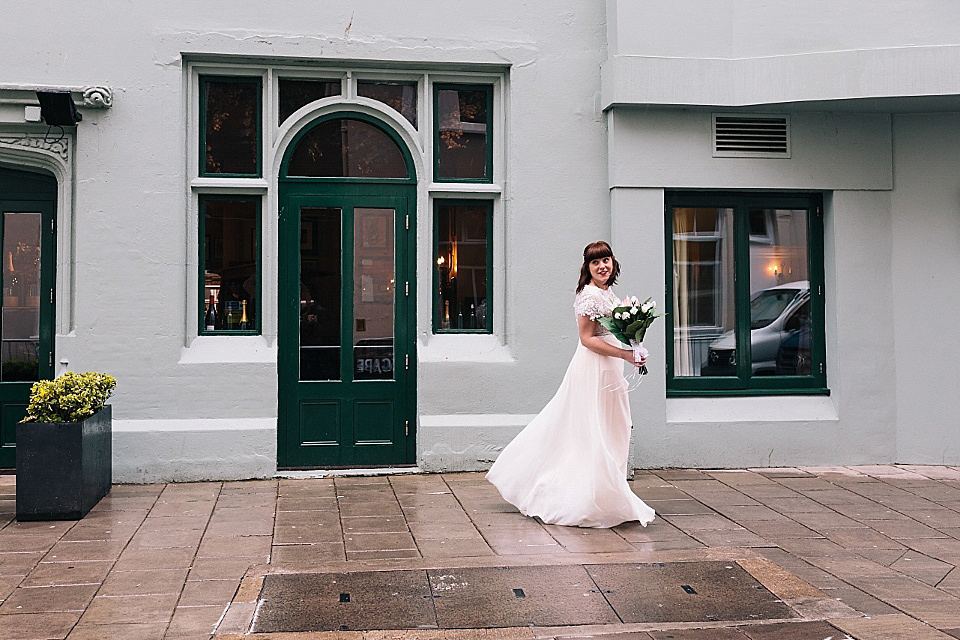 A Rainy Day Brighton Bandstand Wedding. Photography by Heather Shuker of Eclection Photography.