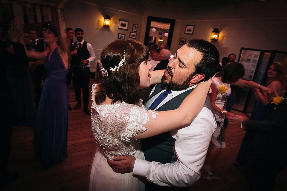 A Rainy Day Brighton Bandstand Wedding. Photography by Heather Shuker of Eclection Photography.