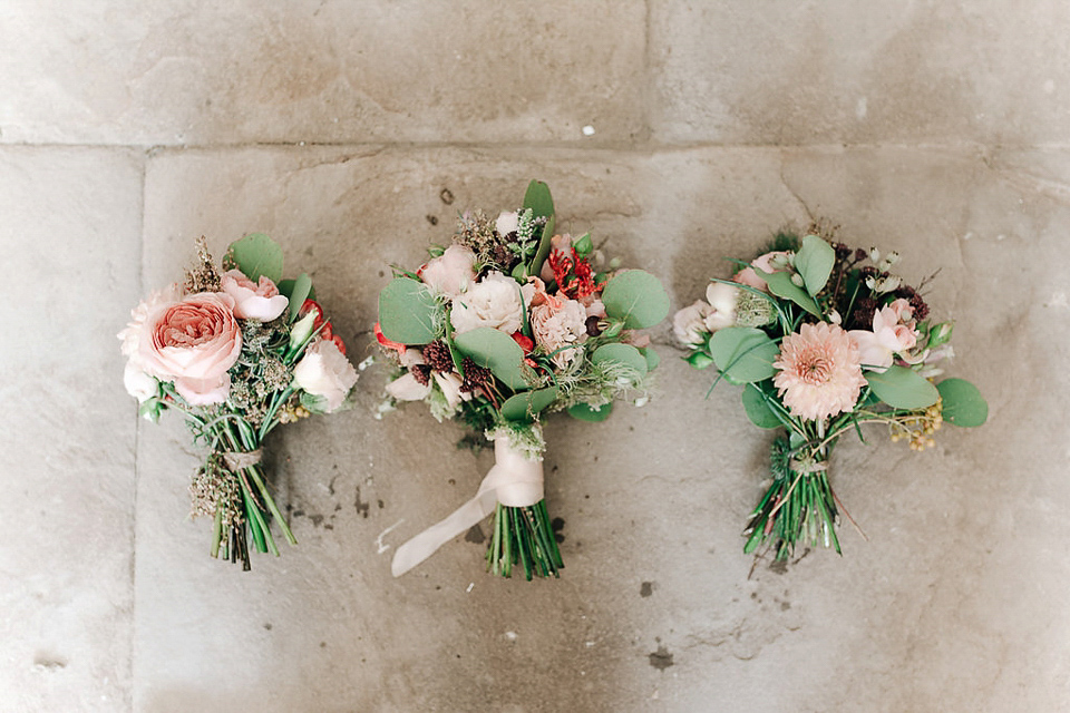 Anna Kara Lace and Peach Pretty For An Elegant Castle Wedding. Photography by Grace and Blush.