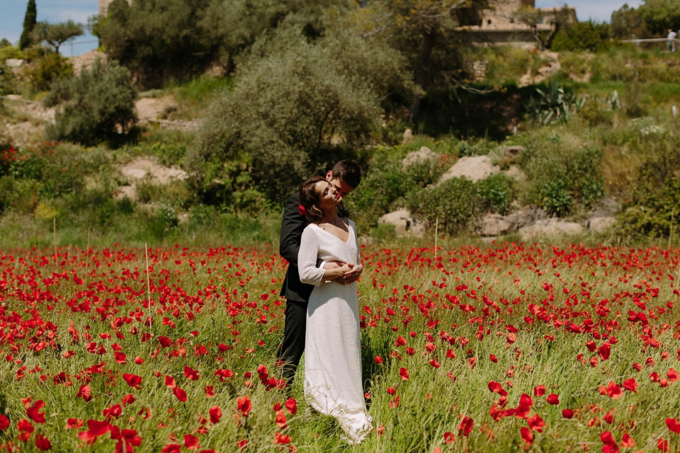 Otaduy Glamour and Spanish Elopement Style. Styling and concept by Bodas Entre Tules, photogrpahy by Levi Tijerini.