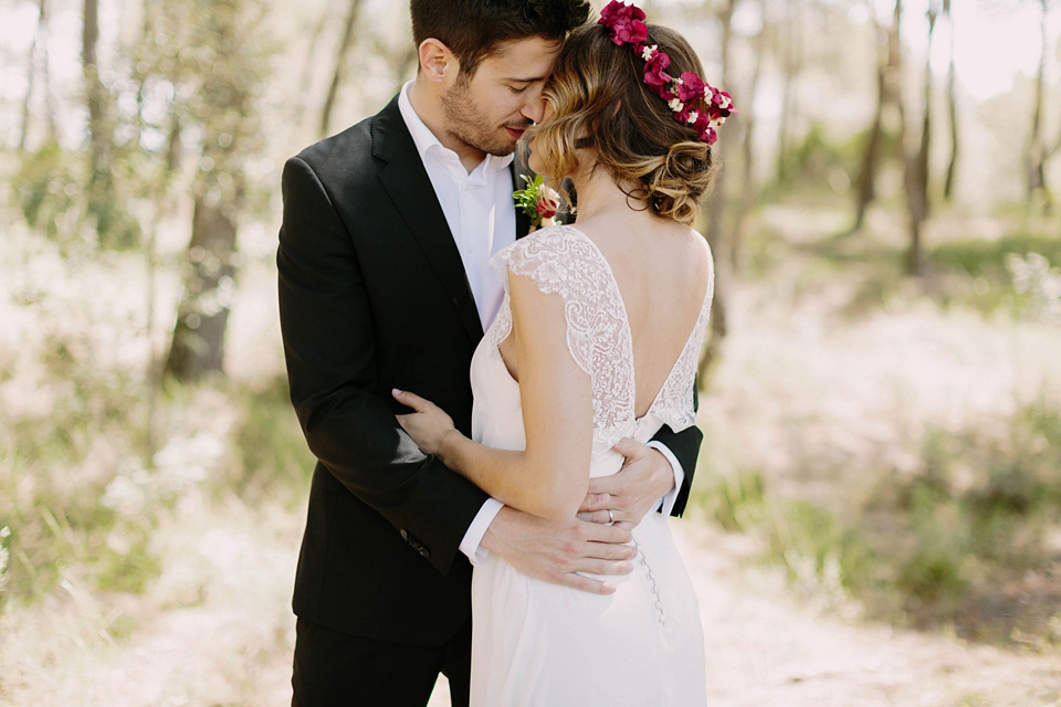 Otaduy Glamour and Spanish Elopement Style. Styling and concept by Bodas Entre Tules, photogrpahy by Levi Tijerini.