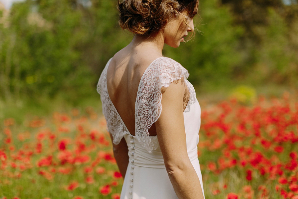 Otaduy Glamour and Spanish Elopement Style. Styling and concept by Bodas Entre Tules, photogrpahy by Levi Tijerini.