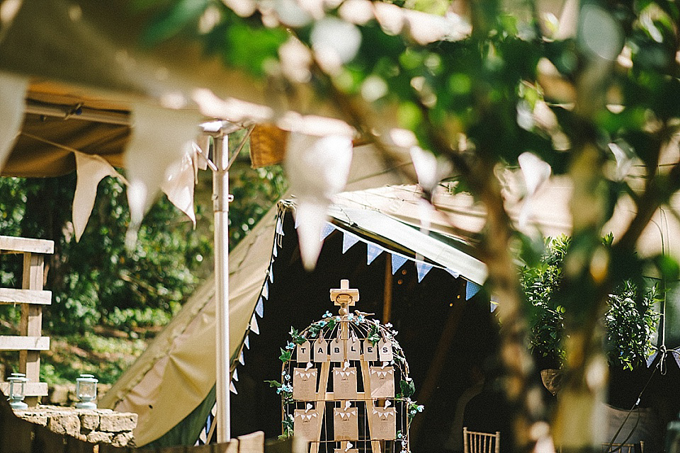 Eliza Jane Howell for an Effortless Glamour Style Wedding at Brinkburn Priory. Photography by Paul Santos.