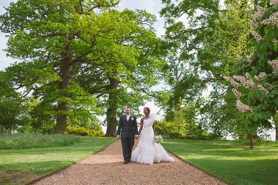 wpid390064 Woburn Sculpture Gallery Wedding by Clare Tam Im Photography 0078