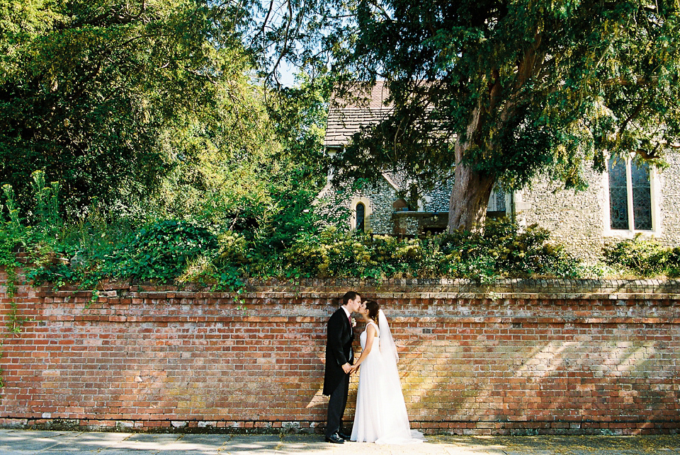 Monroe by Jenny Packham for an Effortlessly Elegant Country House Wedding. Images by Peachey Photography.