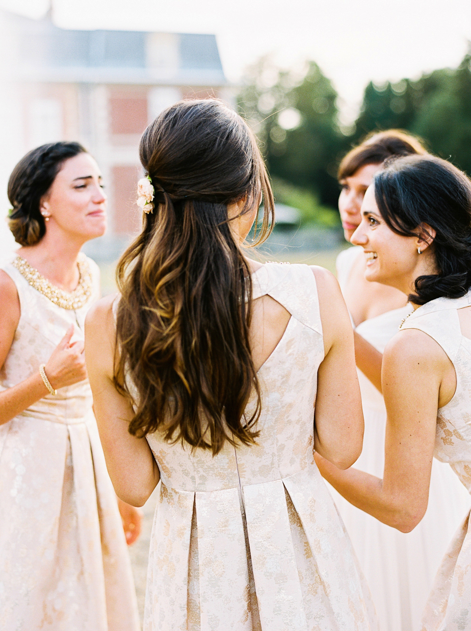 Monroe by Jenny Packham for an Effortlessly Elegant Country House Wedding. Images by Peachey Photography.