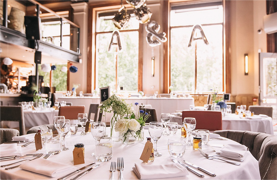 An Hermione de Paula Gown for a Modern and Minimalist London Wedding. Photography by Alexander Newton.