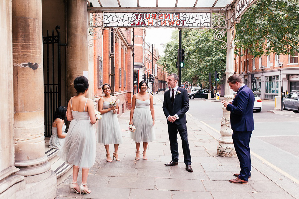 A sequin wedding dress by Karen Willis Holmes for a glamorous and literary inspired London Wedidng. Phtoography by Joanna Nicole.