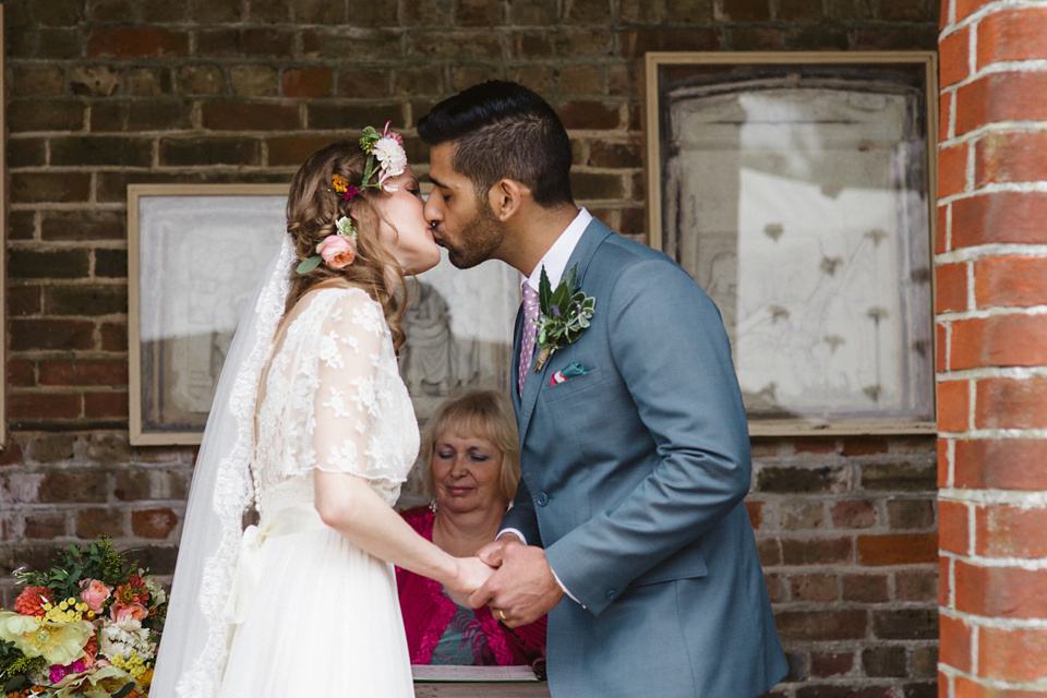 A laid back and colourful 1970's bohemian inspired wedding. Bride Helen wears a dress by Dana Bolton. Images by Horseshoe Photography.