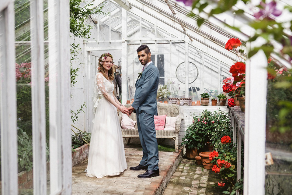 A laid back and colourful 1970's bohemian inspired wedding. Bride Helen wears a dress by Dana Bolton. Images by Horseshoe Photography.