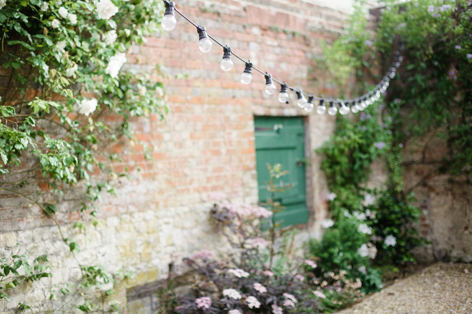 A laid back and colourful 1970's bohemian inspired wedding. Bride Helen wears a dress by Dana Bolton. Images by Horseshoe Photography.