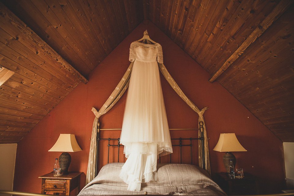 Bride Charlotte wore La Sposa for her elegant, relaxed and romantic South Farm garden wedding. Photography by Matt Penberthy.