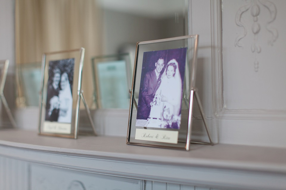 Bride Meg wears Eden by Jenny Packham for her 1920s and Great Gatsby inspired wedding at the Woodlands Hotel in Leeds. Photography by Cat Hepple.