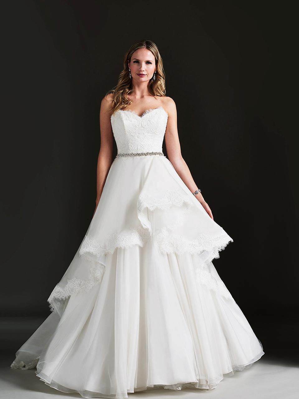 Effortlessly elegant - wedding gowns by Caroilne Castigliano.