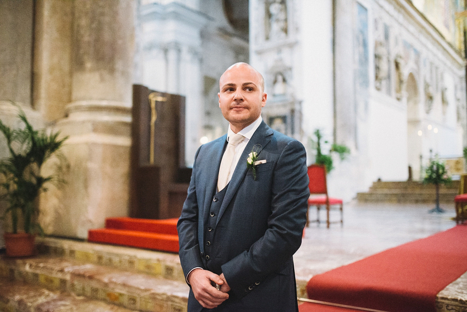 A glamorous Italian seaside wedding, photography by Ed Godden.