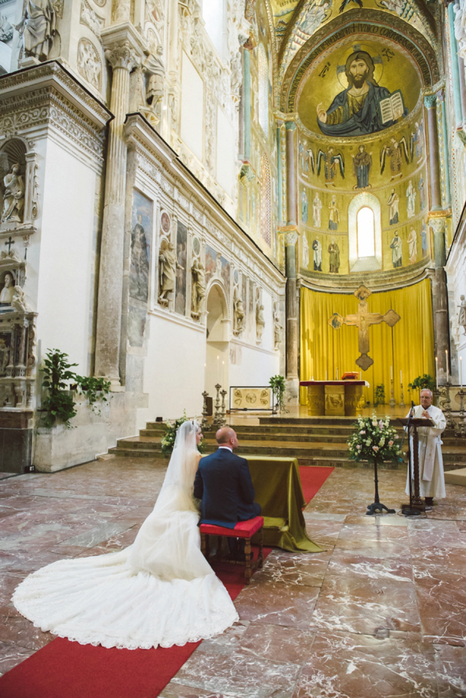 A glamorous Italian seaside wedding, photography by Ed Godden.