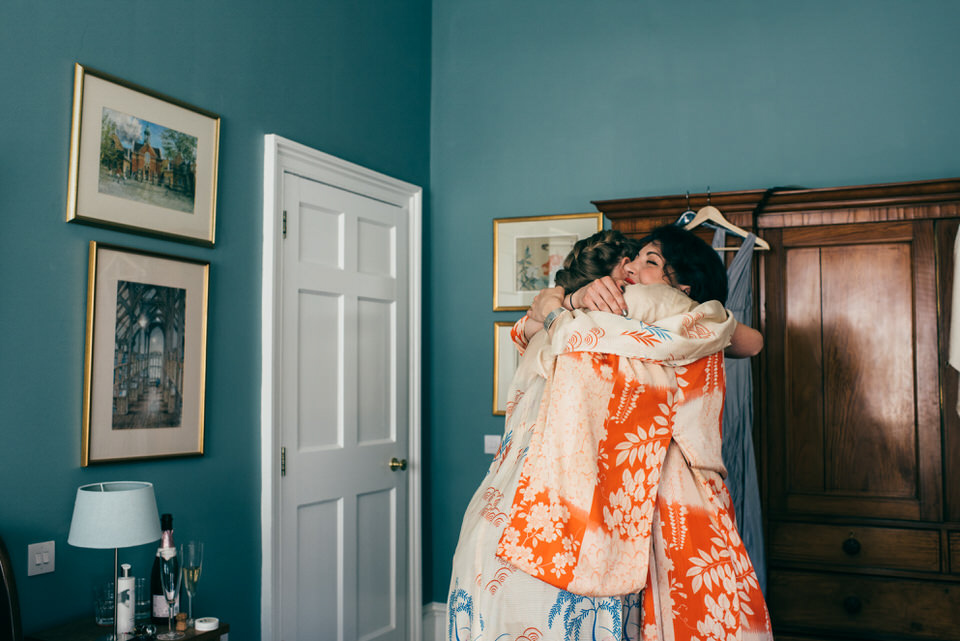 A Pleated Dress for a 1930's Inspired Kitsch and Glamorous City Wedding. Photography by Lisa Devine.