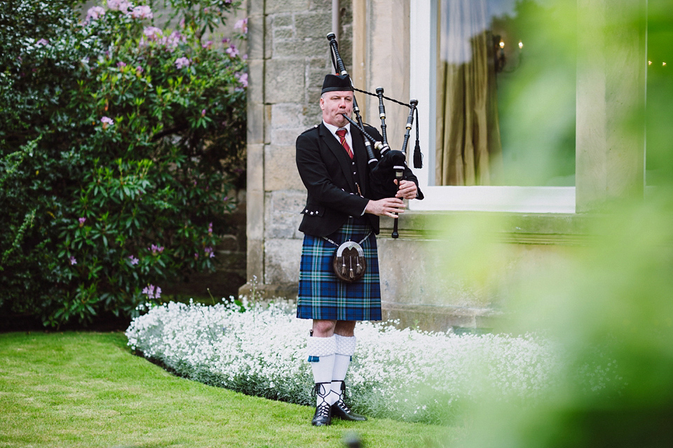 Pompoms, Giant Balloons and a Garden Party for a Delightful Child Friendly Wedding. Photography by Rooftop Mosaic.