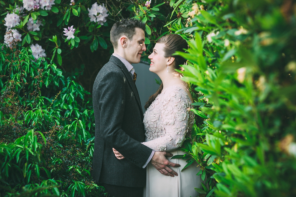 Pompoms, Giant Balloons and a Garden Party for a Delightful Child Friendly Wedding. Photography by Rooftop Mosaic.