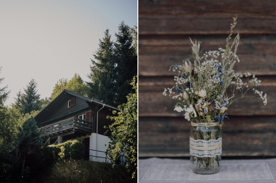 A Swiss mountain elopement. The bride wears a Stephanie Wolff gown. Photography by Capyture.