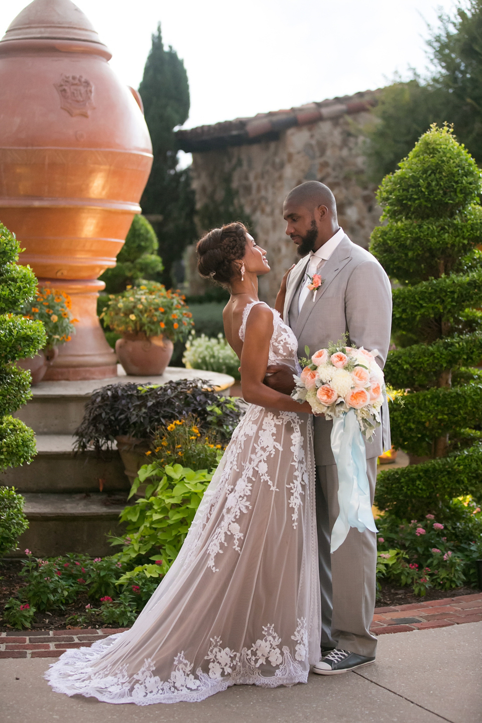 An Effortlessely Elegant Florida Wedding in Shades of Pretty Peach