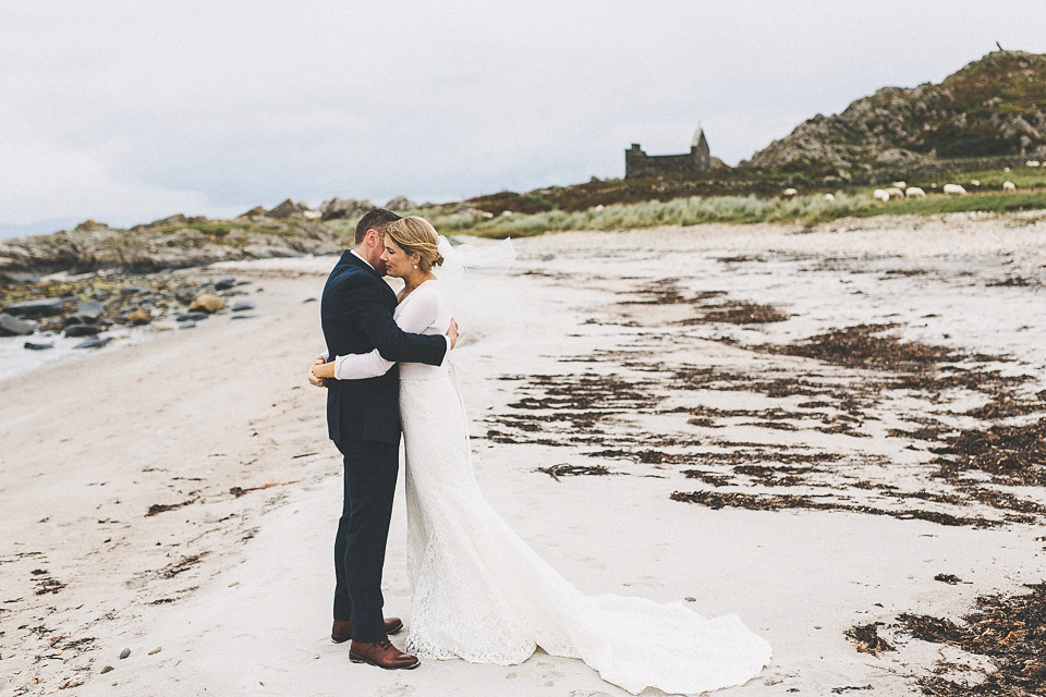 A First Look and Pronovias Gown for an Autumn Wedding at Crear In Scotland 23 wpid403870 pronvias autumn wedding crear scotland 22