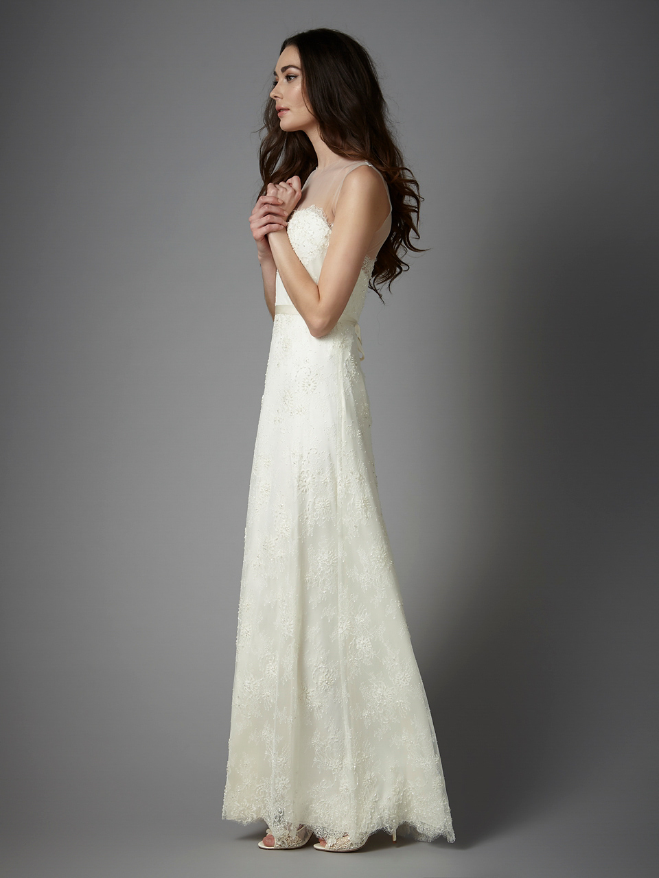 Catherine Deane - feminine and luxury wedding dresses.