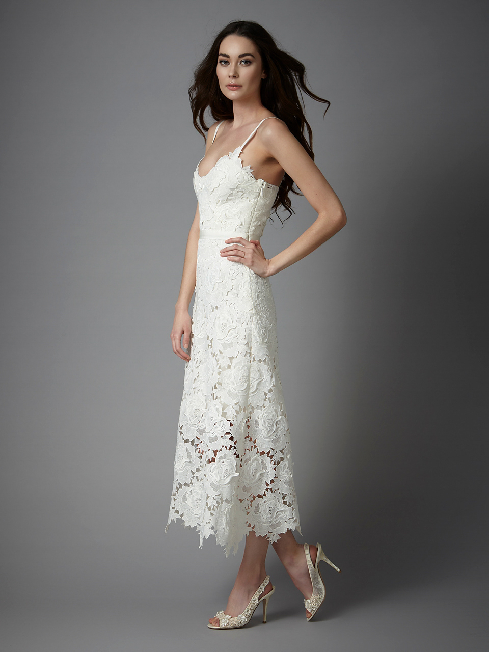 Catherine Deane - feminine and luxury wedding dresses.