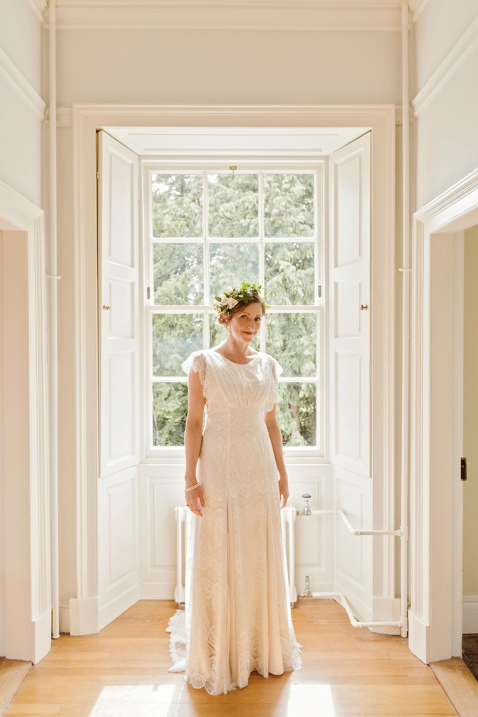 Bride Amy wears a Belle & Bunty Gown for her pretty rustic wedding with 1000 paper cranes. She and her husband David met via the Guardian Soulmates online dating site.