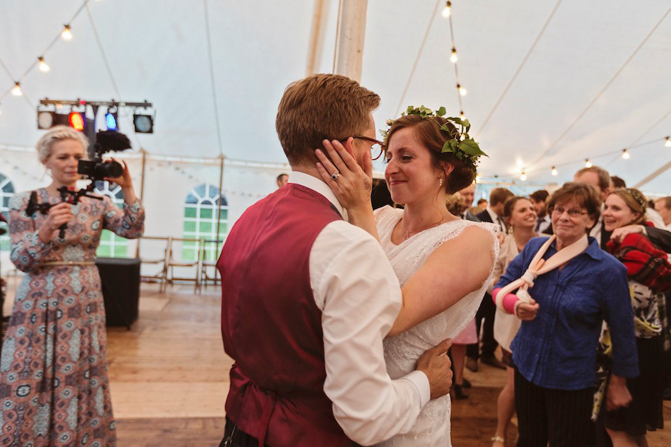 Bride Amy wears a Belle & Bunty Gown for her pretty rustic wedding with 1000 paper cranes. She and her husband David met via the Guardian Soulmates online dating site.