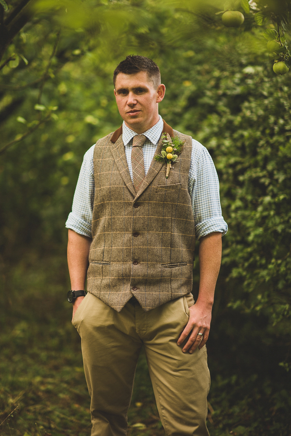 A bright and colourful, English country wedding held in the open air at a moated Tudor Hall. Photography by Matt Penberthy.