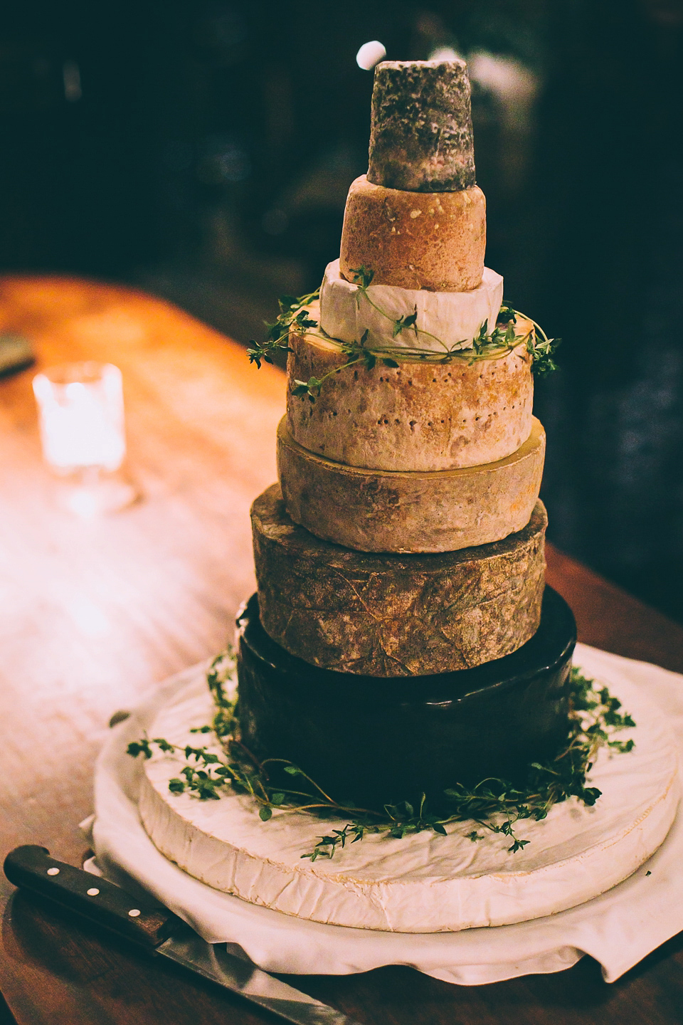 Bride Rosie wore a Belle & Bunty gown for her city wedding. Photography by Tom Biddle.