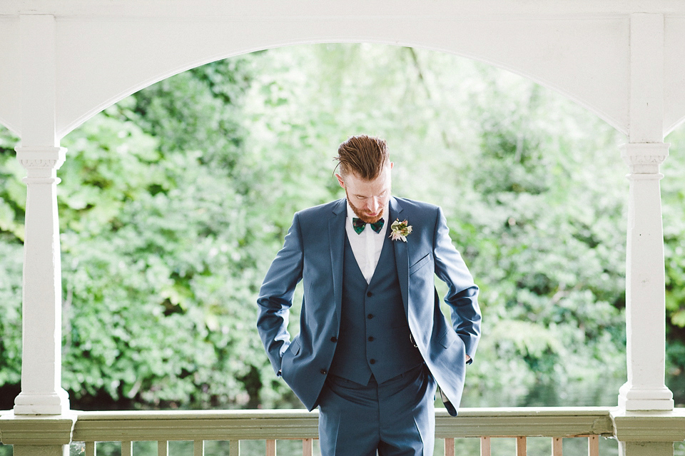 Sally Lacock lace for a modern vintage wedding in Dublin. Photography by Kerry McAllister.