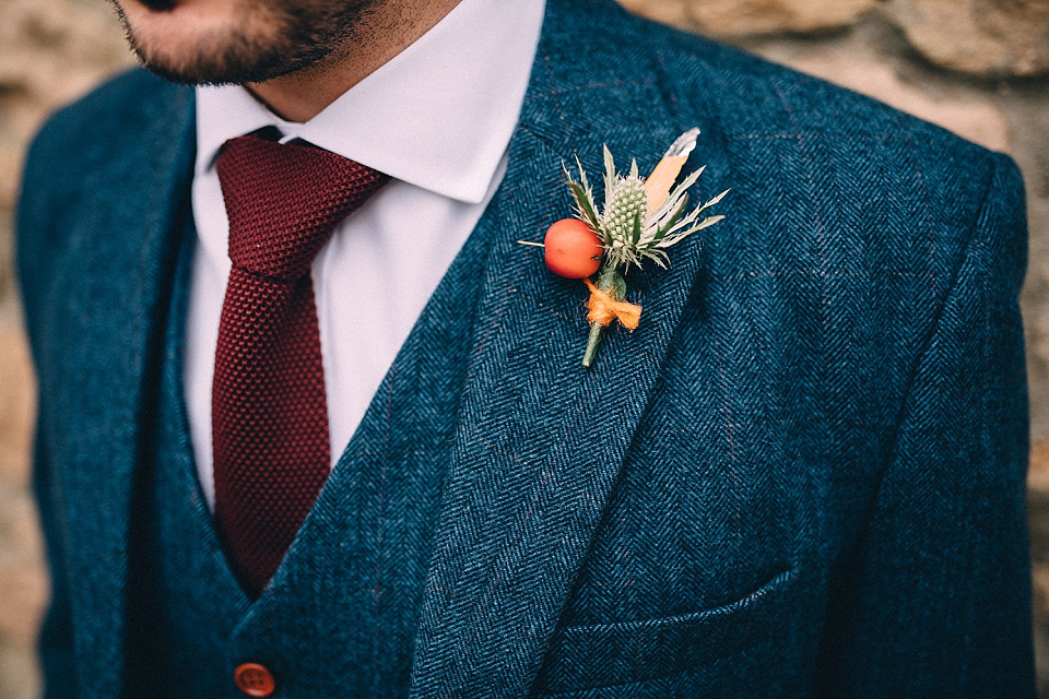 A Yorkshire barn wedding in the brightest shades of Autumn. Photography by Paul Santos.