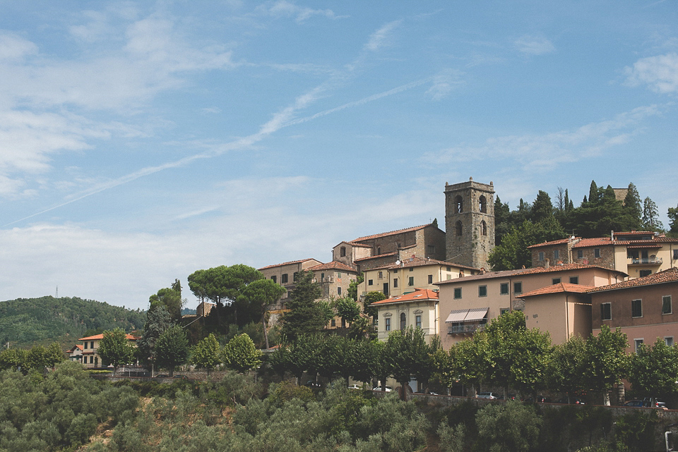 A Glamorous 1920's and Great Gatsby inspired wedding in Italy. Photogarphy by The Sweet Side.