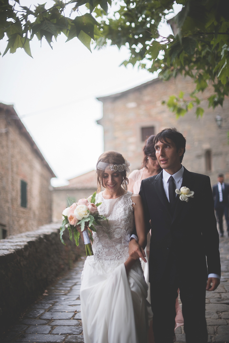 A Glamorous 1920's and Great Gatsby inspired wedding in Italy. Photogarphy by The Sweet Side.