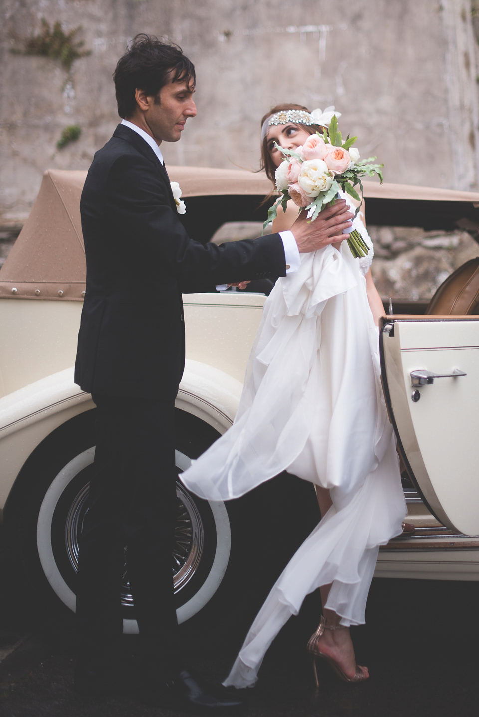 A Glamorous 1920's and Great Gatsby inspired wedding in Italy. Photogarphy by The Sweet Side.