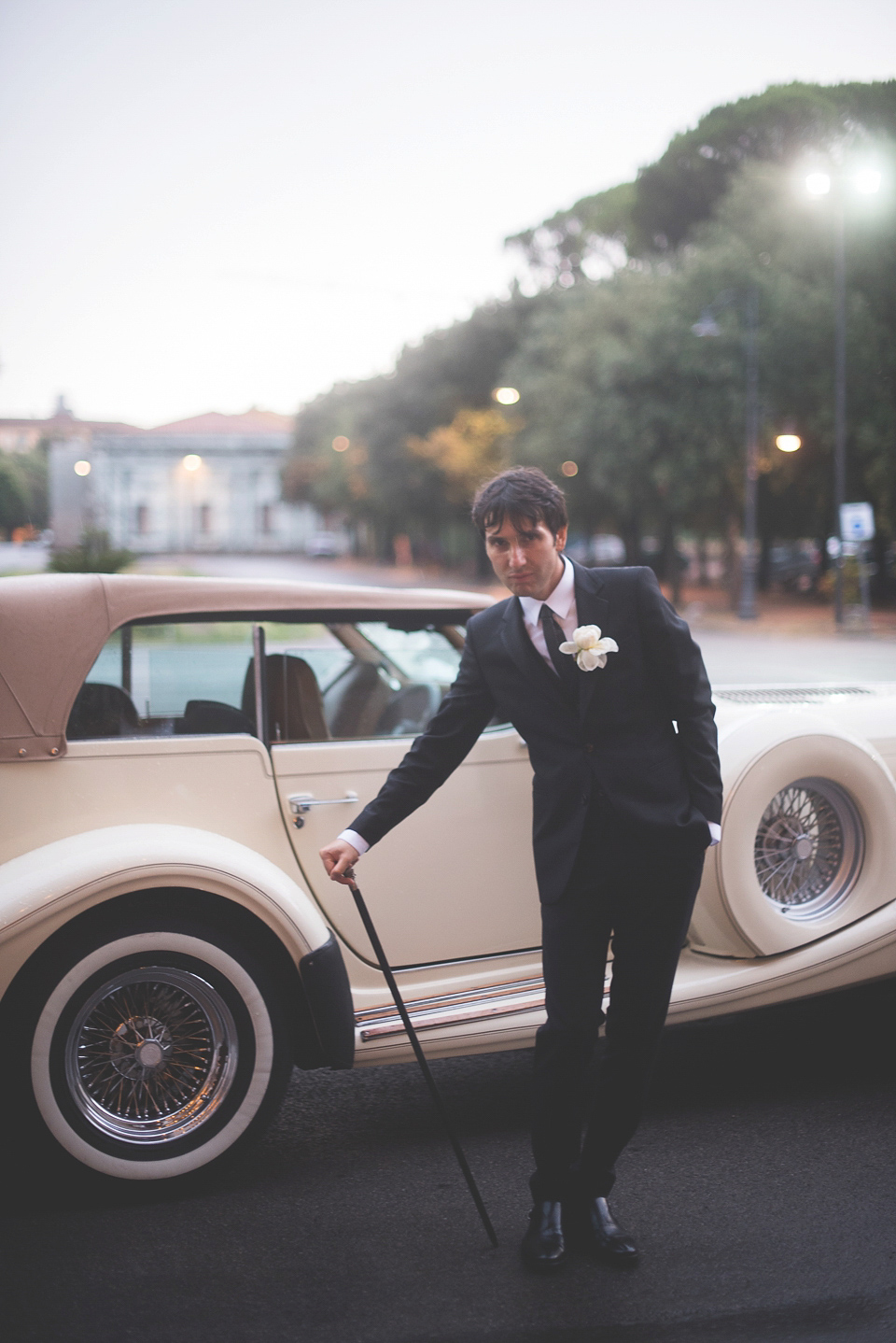 A Glamorous 1920's and Great Gatsby inspired wedding in Italy. Photogarphy by The Sweet Side.